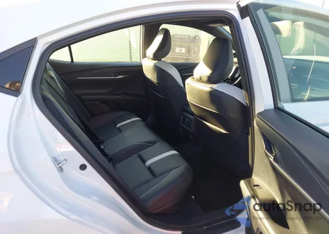 2026 Toyota Camry Se из США, поврежденный, VIN 4T1DAACK1TU660901